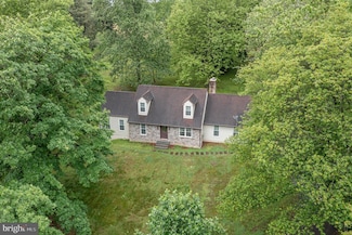 56 Pine Dr, Kirkwood, PA 17536