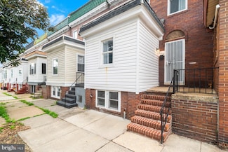 2618 Robb St, Baltimore, MD 21218