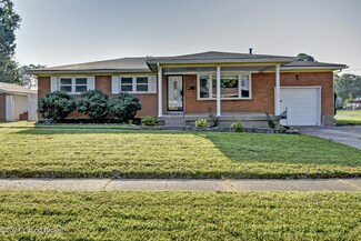 3115 Kingswood Way, Louisville, KY 40216