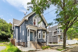 105 Lawton Ave, Lynn, MA 01902