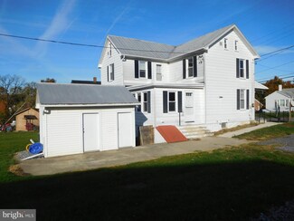 859 Lincoln Way E, Mc Connellsburg, PA 17233