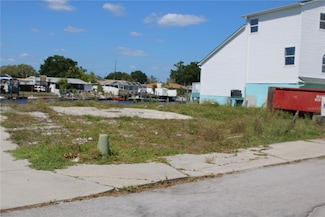 5251 Boardwalk St, Holiday, FL 34690