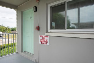 5912 5th Ave N Unit E12, Saint Petersburg, FL 33710