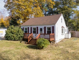 163 William Henry Rd, North Scituate, RI 02857