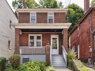 746 Loretta St, Pittsburgh, PA 15217