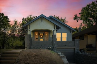 1429 E 49th St, Kansas City, MO 64110