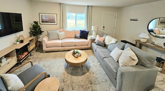 563 Aspen Dr, Garden City, UT 84028