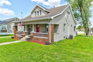 211 S Washington St, Dale, IN 47523