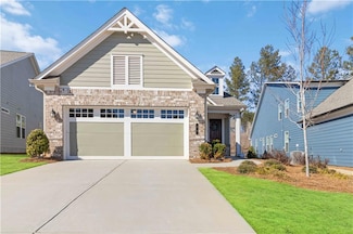 44 Rabun Ct, Hoschton, GA 30548