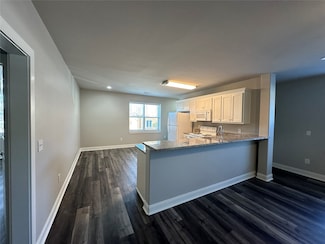 311 S Locust St Unit 205, Denton, TX 76201
