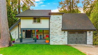 12995 Lake Shore Dr NW, Poulsbo, WA 98370