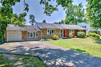3580 Chesterfield Ln, Bethlehem, PA 18017