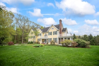 29 Codman Dr, Sudbury, MA 01776