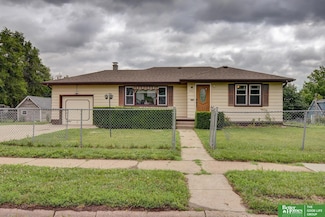 4317 S 37th St, Omaha, NE 68107