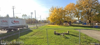 8316 Olympia St, Detroit, MI 48213