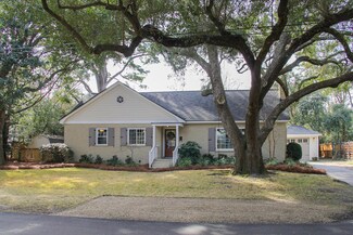11 Sheridan Rd, Charleston, SC 29407