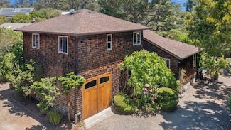 746 Western Dr, Santa Cruz, CA 95060