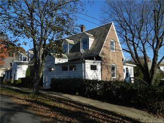 90 Grove St, Stratford, CT 06615