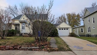 29 2nd St NW, Oelwein, IA 50662