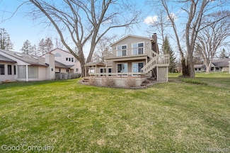 3501 Mann Rd, Clarkston, MI 48346