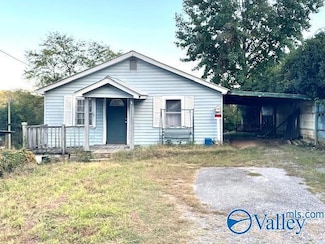 1903 Rayburn Ave, Guntersville, AL 35976