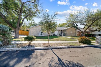 6302 Handsome Lake Dr, San Antonio, TX 78238
