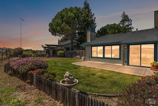 1520 London Cir, Benicia, CA 94510
