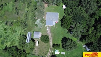 2122 County Road 27, Prague, NE 68050