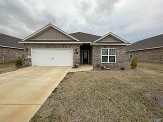 212 Pine Island Ave, Toney, AL 35773