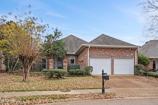 136 Greens View Dr, Madison, MS 39110
