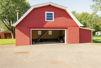 204 Bennett Dr, Old Hickory, TN 37138