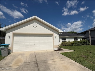 1207 SW 18th Ave, Cape Coral, FL 33991