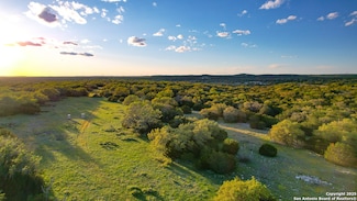 482 Wingert Rd, Junction, TX 76849