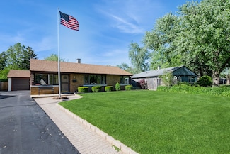 4904 Spring Rd, Oak Lawn, IL 60453