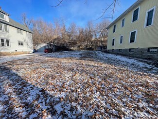 858 Burr St N, Saint Paul, MN 55130