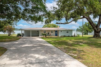 21 Lake Ave, Winter Haven, FL 33880