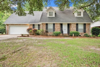 331 Emerson Dr, Hattiesburg, MS 39401