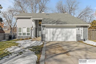 6828 S 145th St, Omaha, NE 68137