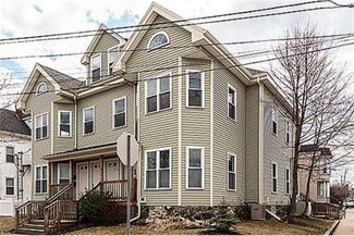 51 Taylor St Unit 3, Waltham, MA 02453