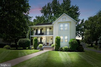 398 Lakeside Blvd, Trenton, NJ 08610