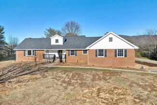 341 Stonebridge Dr, Vinton, VA 24179