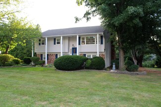77 Hosford Ave, Leonardo, NJ 07737