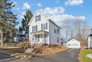 29 Kelsey St, Waterville, ME 04901