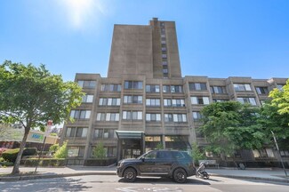 1731 Beacon St Unit 504, Brookline, MA 02445