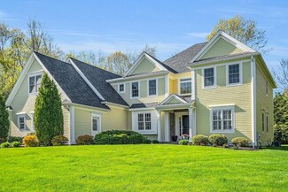3 Morningside Dr, Shrewsbury, MA 01545