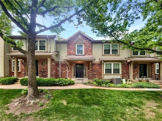 5315 N Kenrick Parke Dr Unit 4, Saint Louis, MO 63119