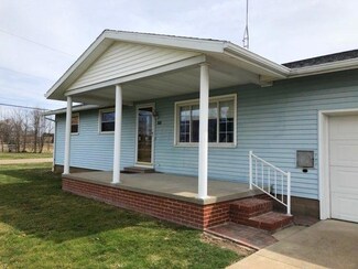 190 S Lynnwood Dr, Magnolia, OH 44643