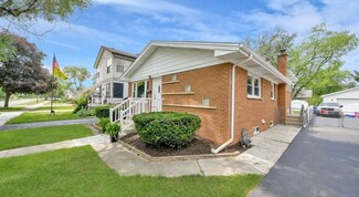 15010 Hamlin Ave, Midlothian, IL 60445