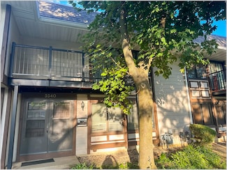 5540 Pebblebeach Dr Unit 284, Hanover Park, IL 60133