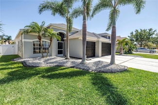 511 York Dale Dr, Ruskin, FL 33570